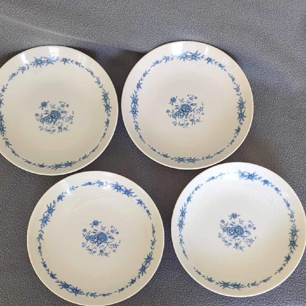 Elite Creation Blue Brocade Pattern Set Of 4 Coupe Soup Bowls. Vintage